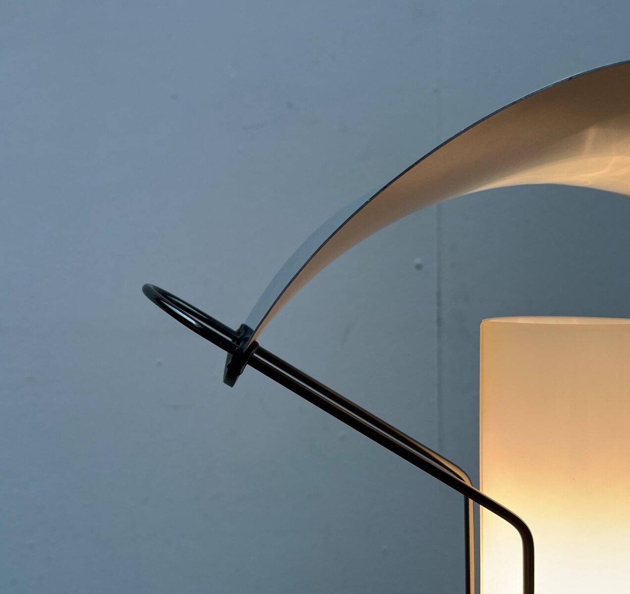 Postmodern Italian table lamp Palio by Perry King, S. Miranda for Arteluce, 1980s.