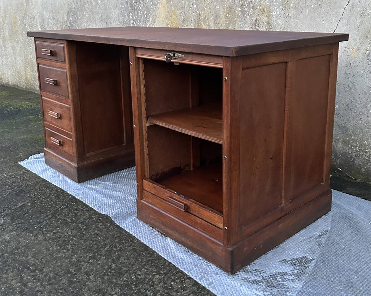 Bureau de notaire, meuble de métier, bois, vintage, début XXème.