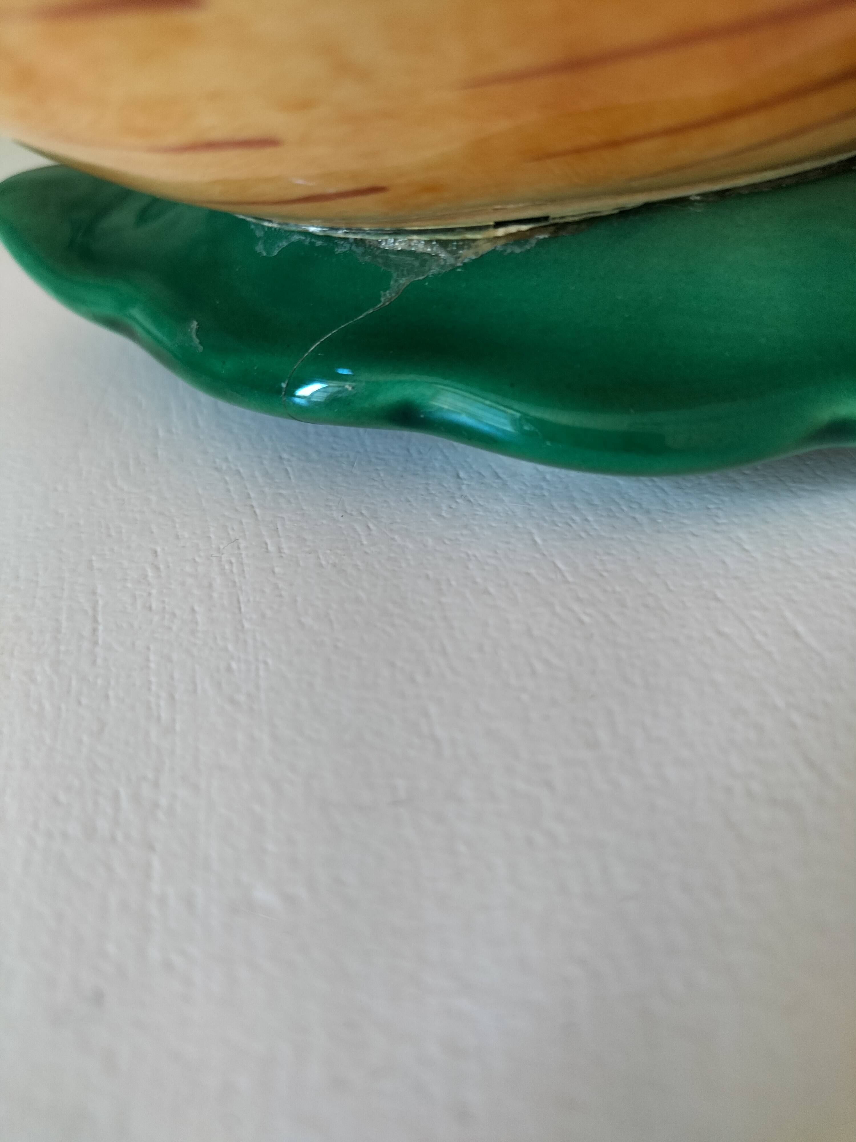 Pair of snail-shaped bowls and their leaf-shaped saucers – 1950s-1960s