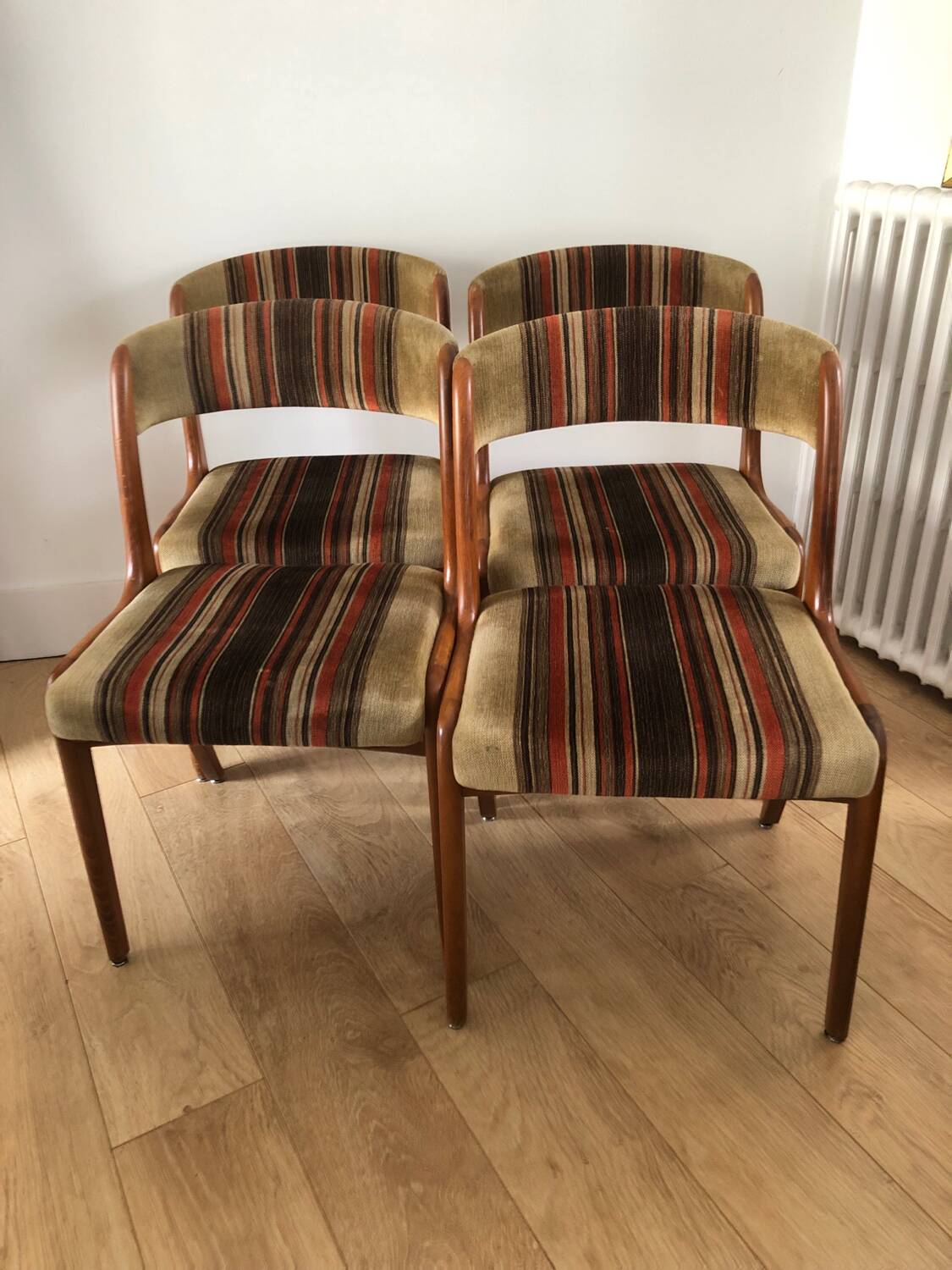 Series of 4 vintage Scandinavian style chairs