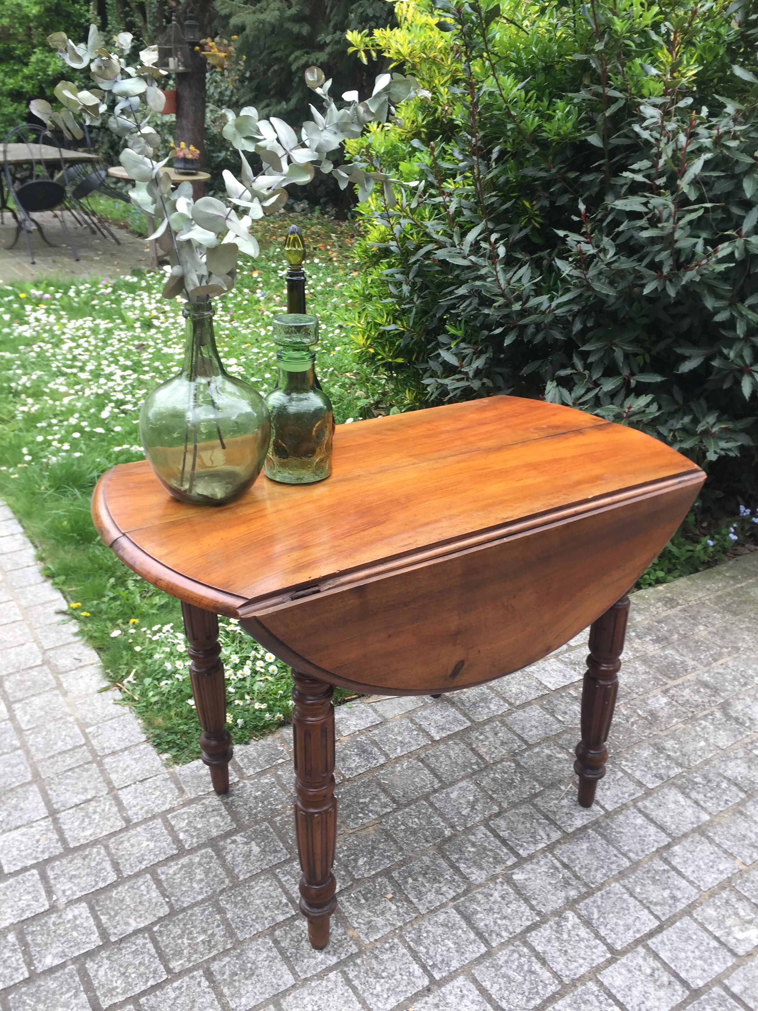 Extendable dining table to flaps cherrywood  XIXème