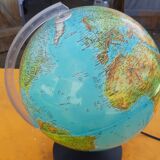 Illuminating Mappemonde Lamp