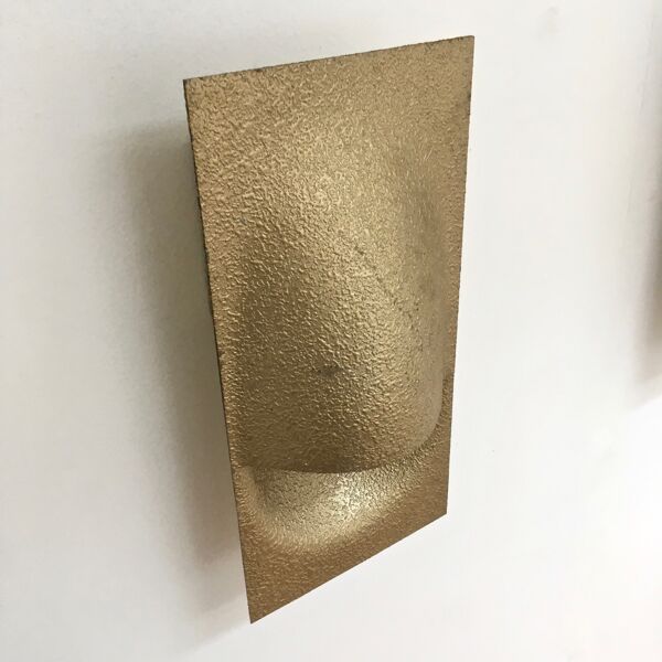Applique balance par Bertrand Balas pour Raak