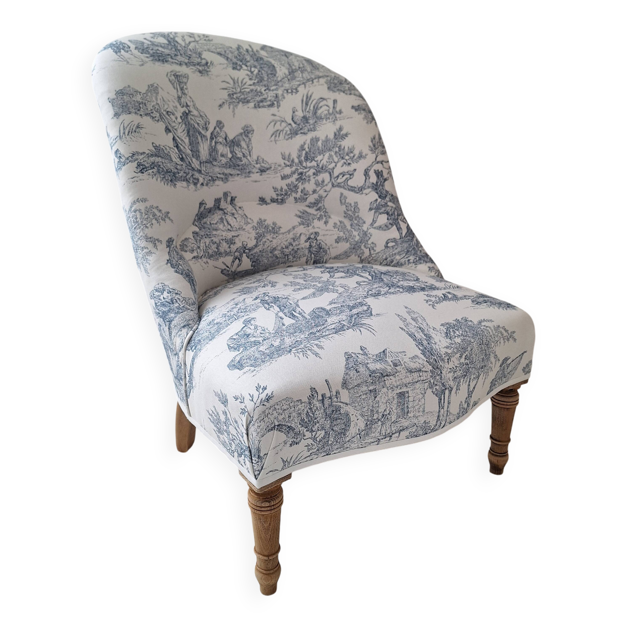 Blue toile de Jouy toad armchair