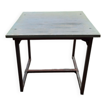 Folding square industrial table