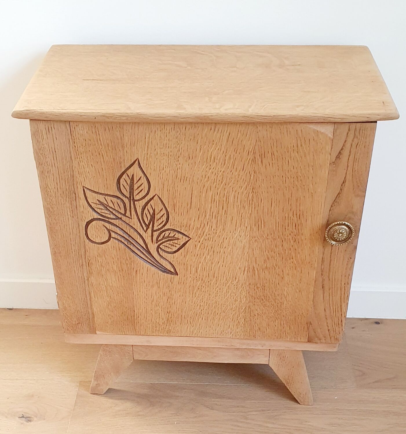 Furniture year 50 Scandinavian style