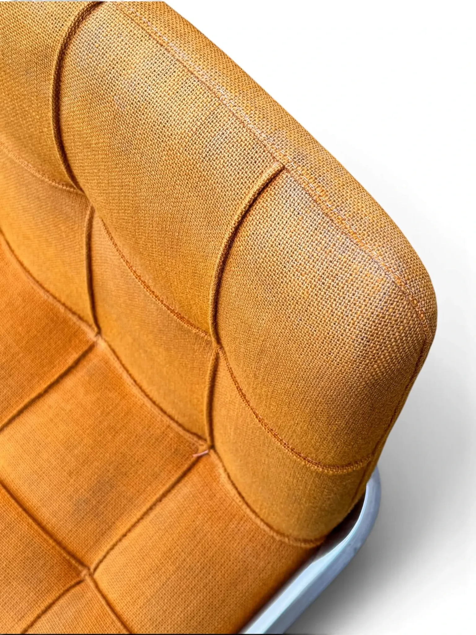 Yves Christin, 4 chaises modèle Storm, années 1970
