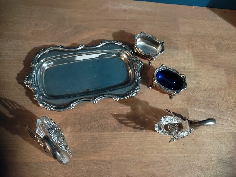 Set salt shaker Pepper boxes metal and swan glass dp 012336