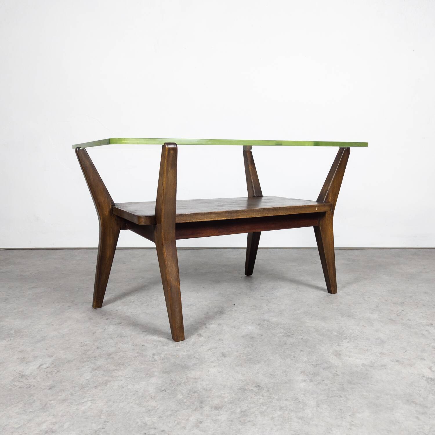 Table basse moderniste de Jan Vaněk pour Krásná Jizba
