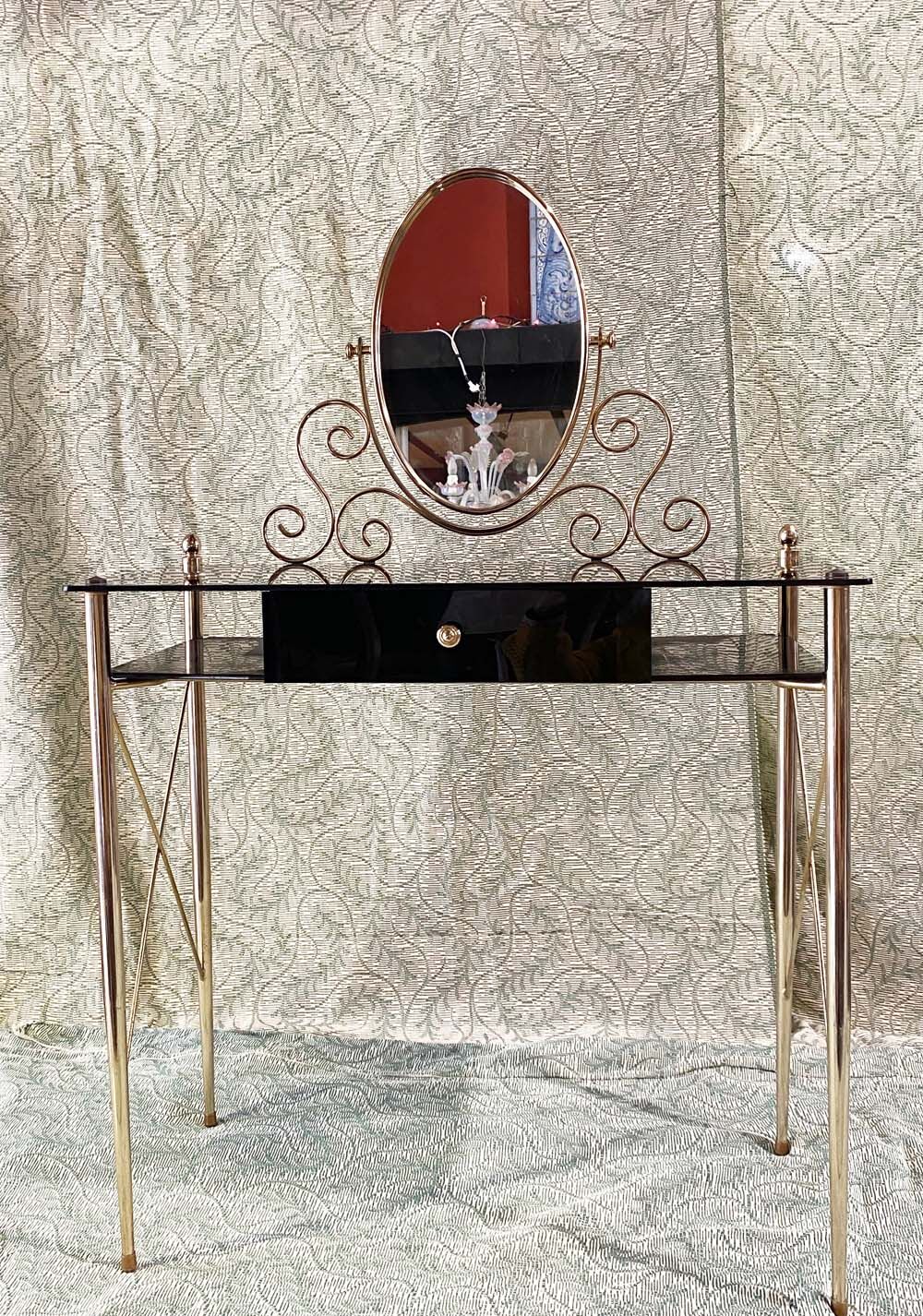Golden metal and plexiglass dressing table