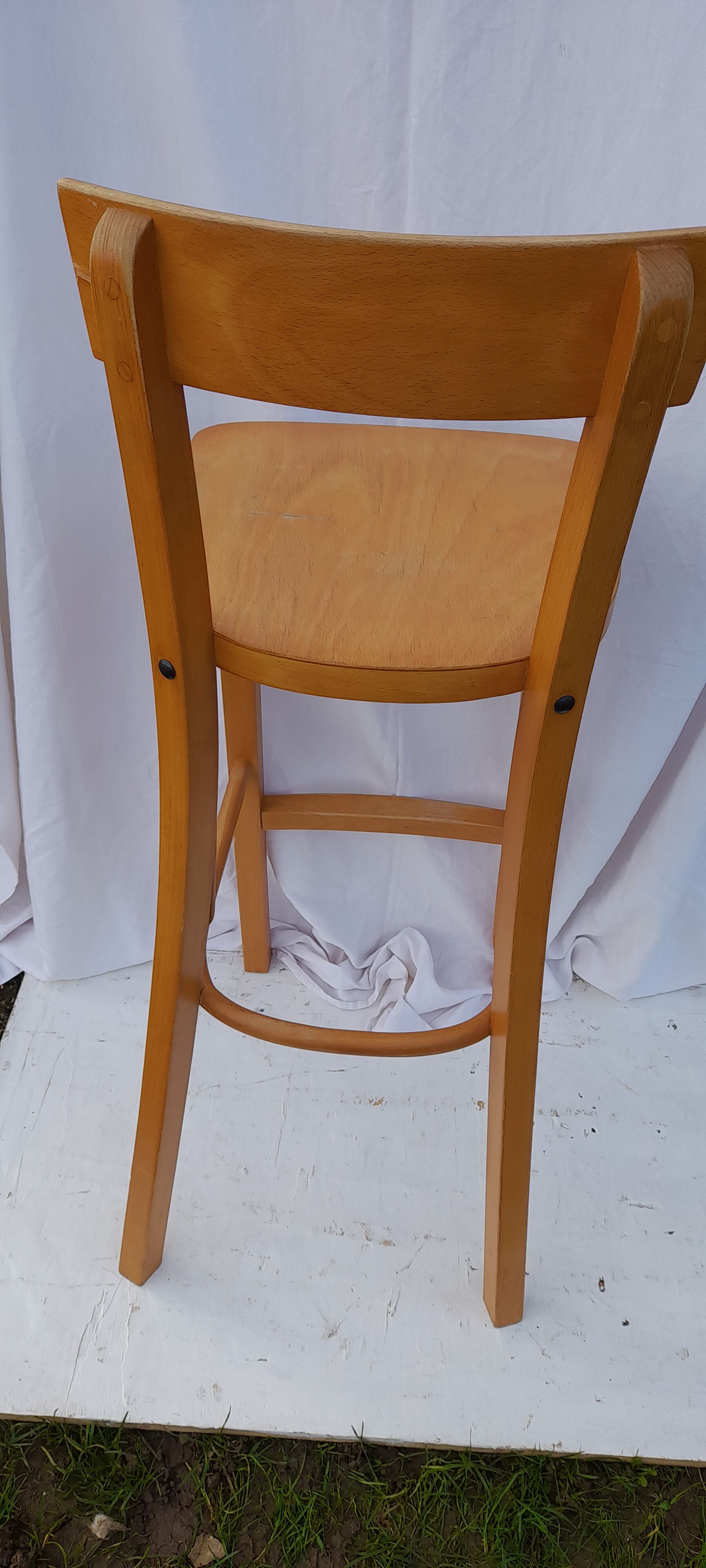 2 chaises bistrot de bar H 103,5 cm