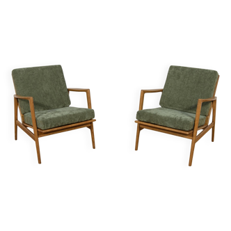 Fauteuils en chêne modèle 300-139 du milieu du siècle de l'usine Swarzędzka, années 1960.