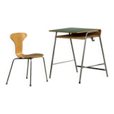 Very rare desk by Arne Jacobsen for Fritz Hansen.