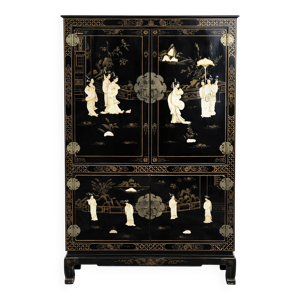 2 Cabinets chinois laqués - nacre