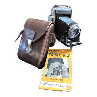 KODAK 6.3 model 21 camera with its bag and instructions 1950