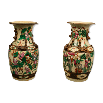 Pair of vases in nanjing 19th century
