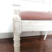 Fauteuil canné de style Louis XV bois laqué
