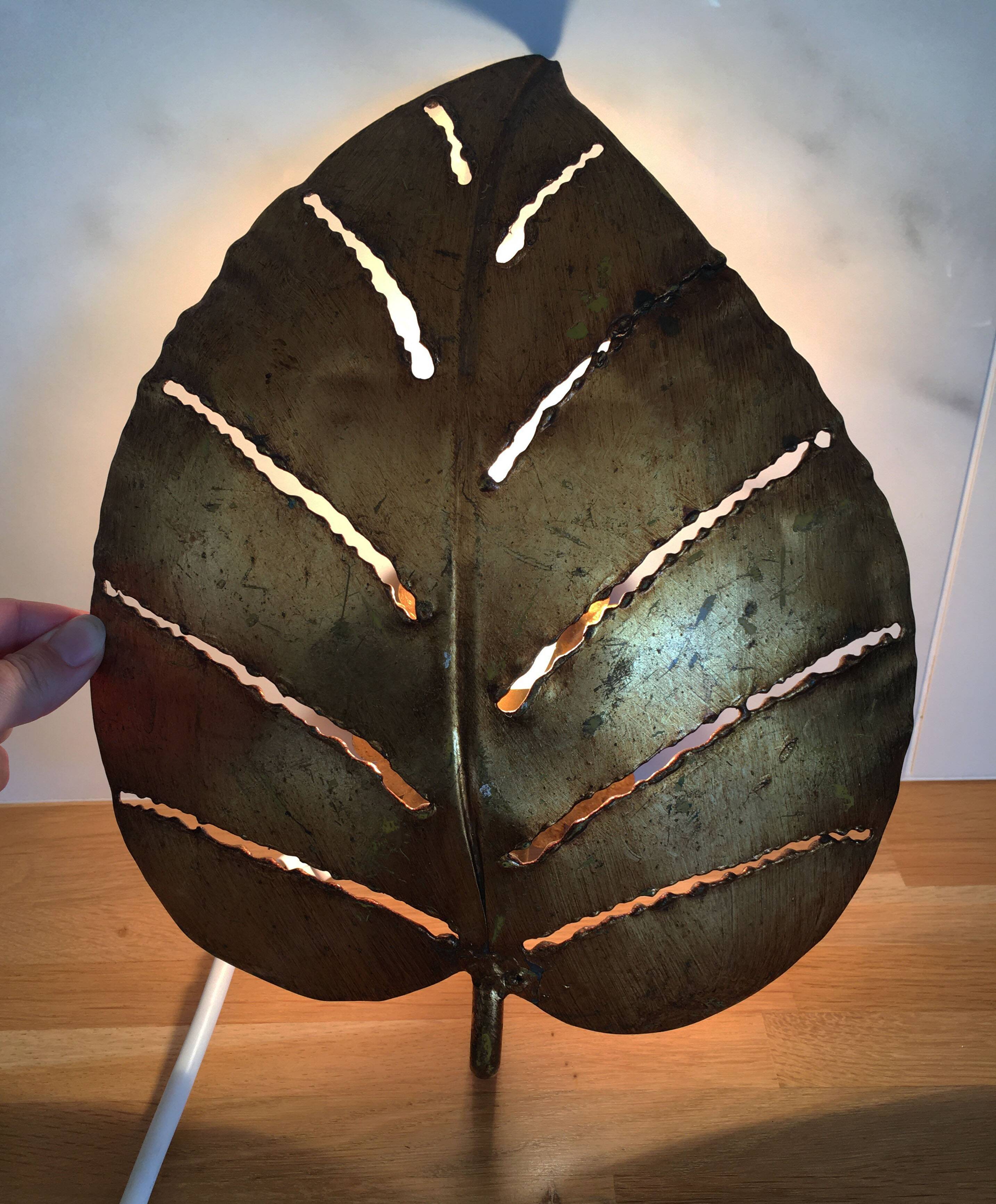 Leaf wall lamp in gold metal 1970