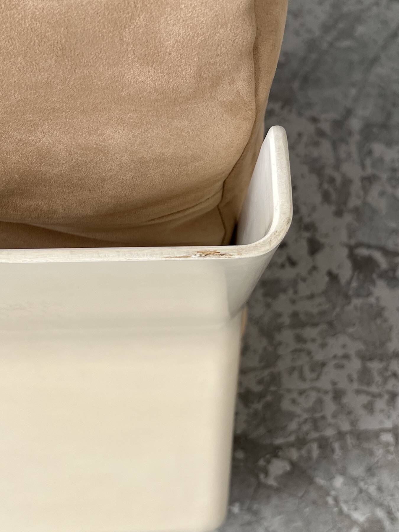 Pair of Amanta low chairs by Mario Bellini for C&B Italia, 1960s.