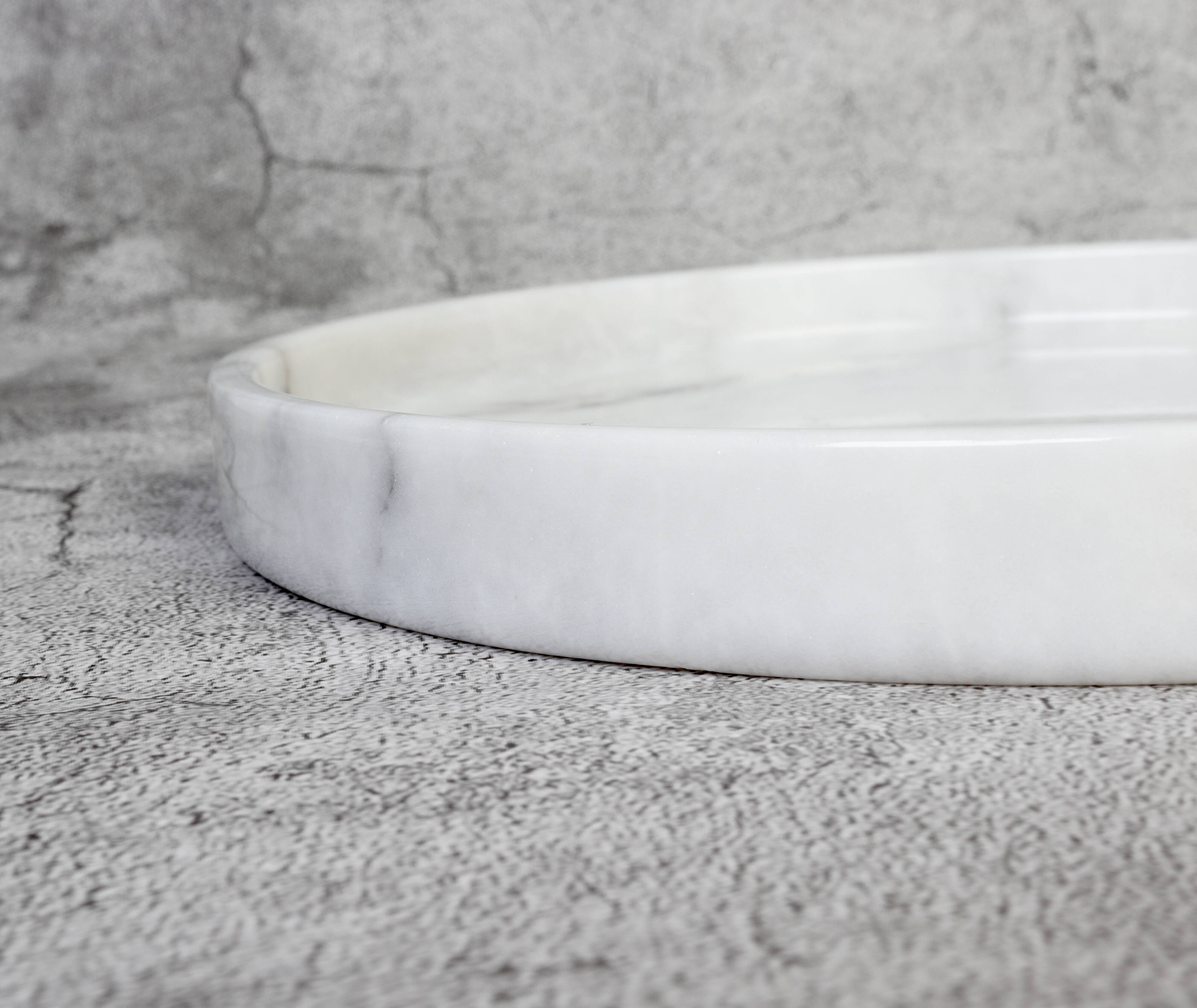 Gabriella – White Round Natural Marble Tray