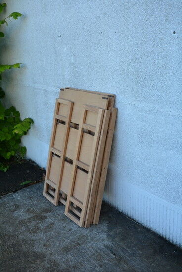 Shelves, folding libraries