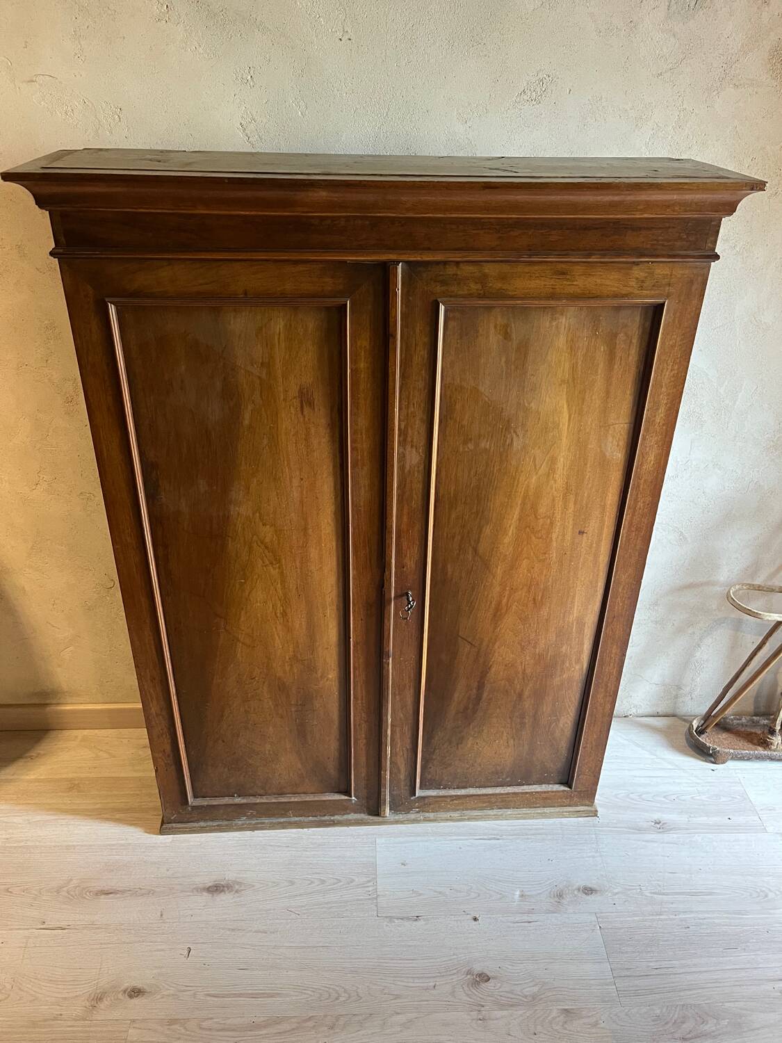 High walnut sideboard 1910/20