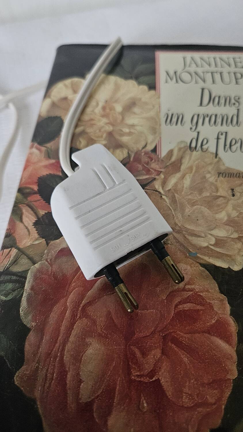 Vintage swan table lamp