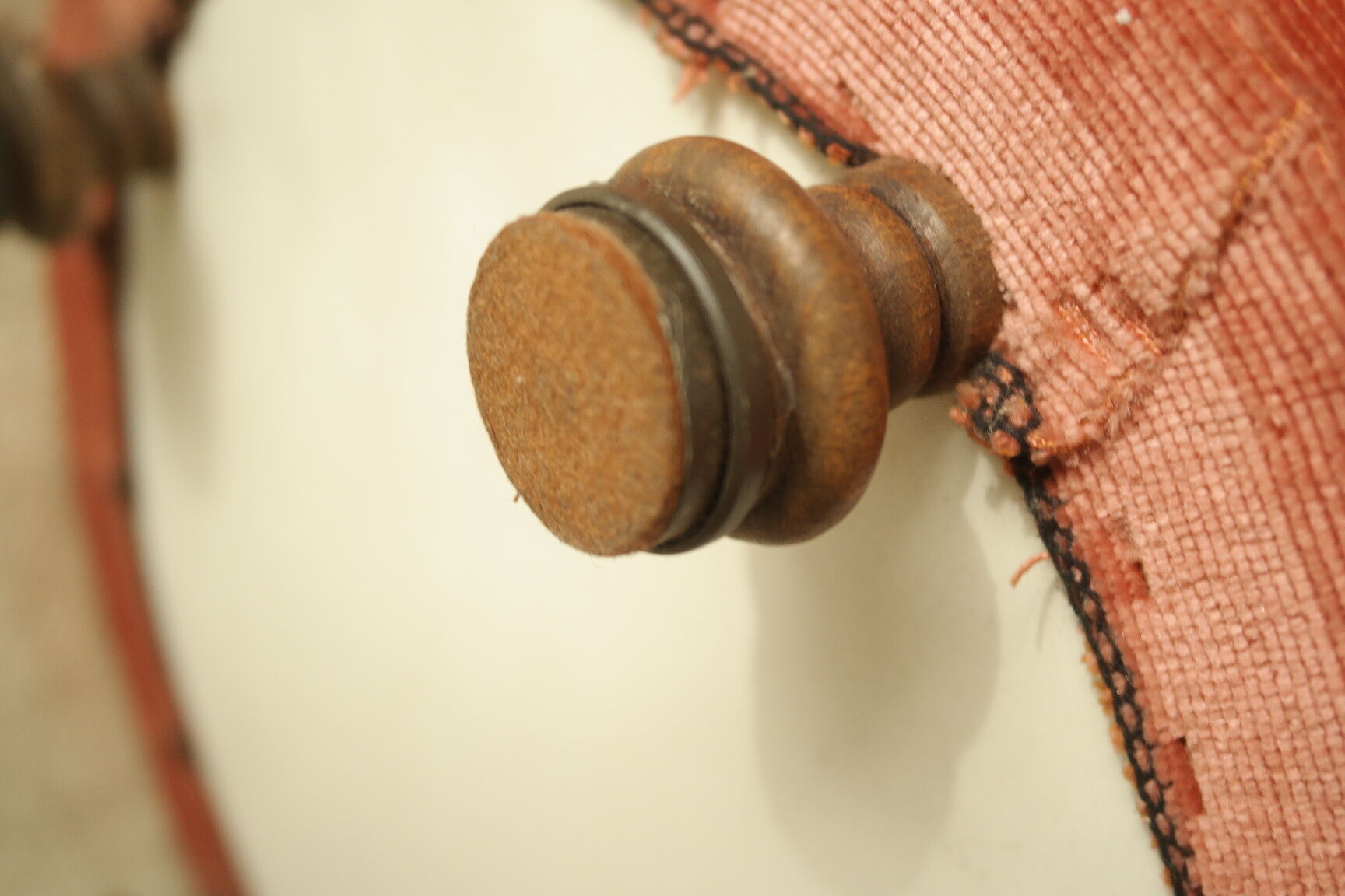 Ottoman ottoman vintage pink velvet