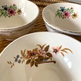 Set of 4 small vintage bowls