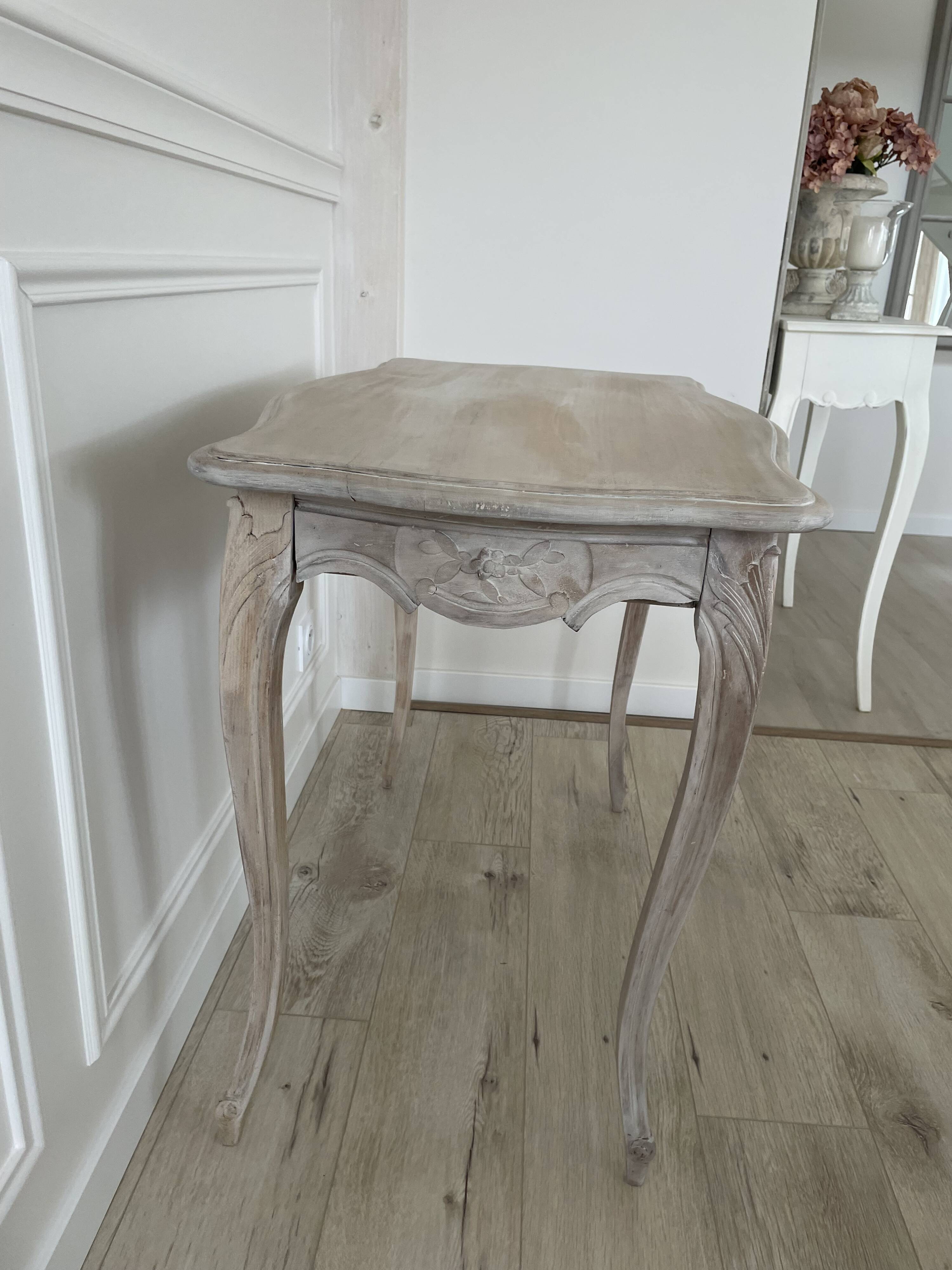 Table/ bureau style Louis XV