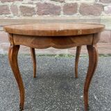 Regency style coffee table Inlaid pedestal table, curved legs