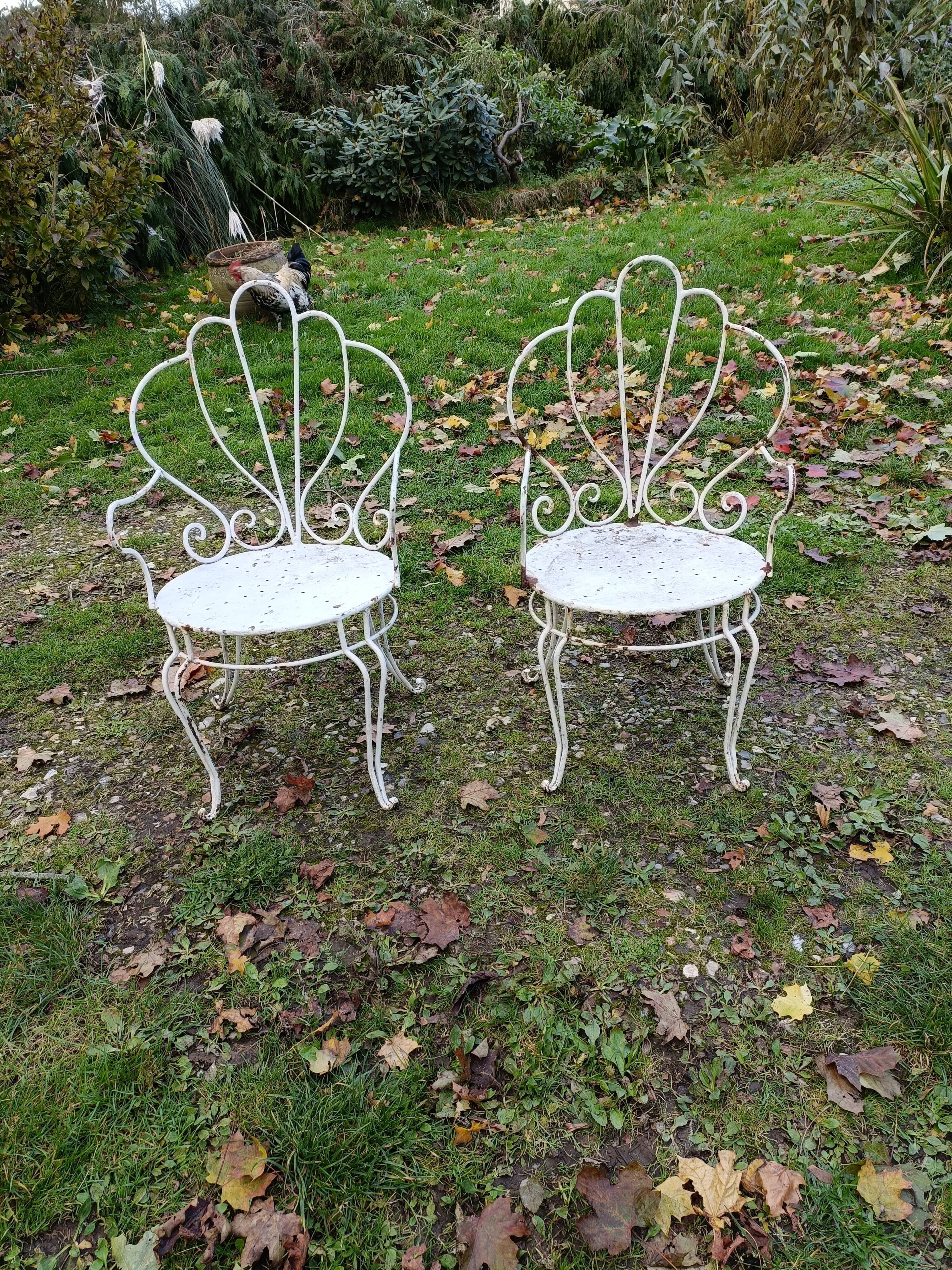 Paire de fauteuils de jardin anciens fer plein métal