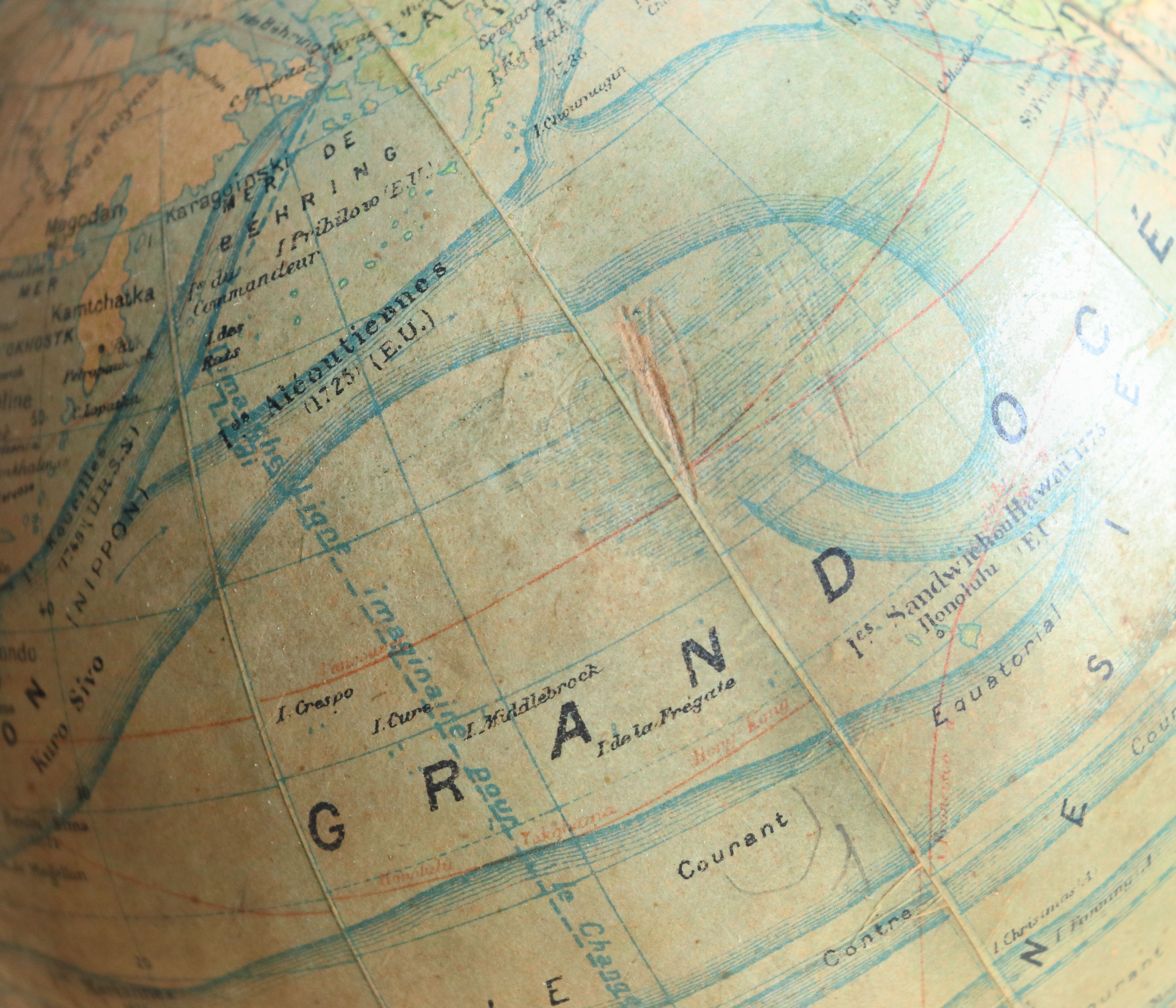 Globe world map J. Forest for Girard Barrère and Thomas on wooden base, 50s