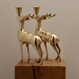 Paire de bougeoirs en laiton en forme de cerfs du milieu du siècle