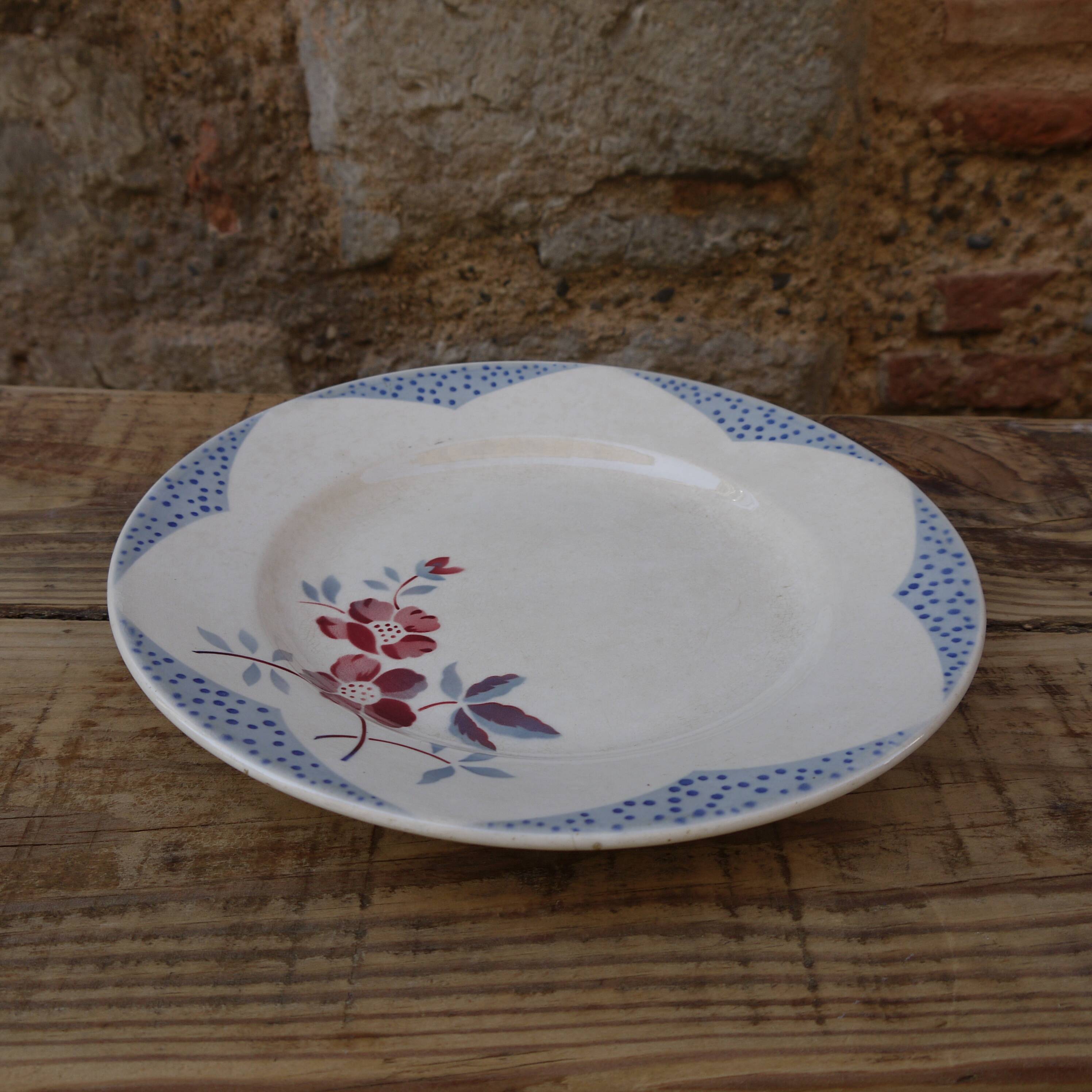 Digoin Barfleur dish