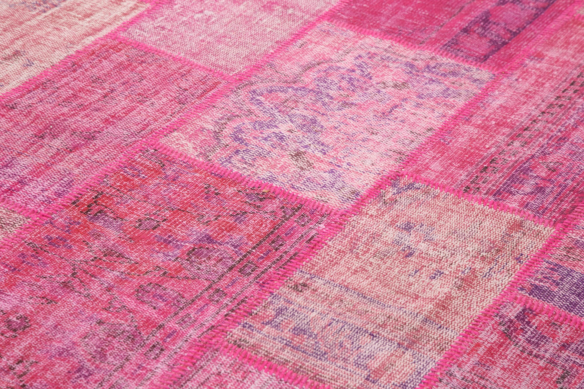 Handmade Oriental Contemporary 207 cm x 304 cm Pink Patchwork Rug