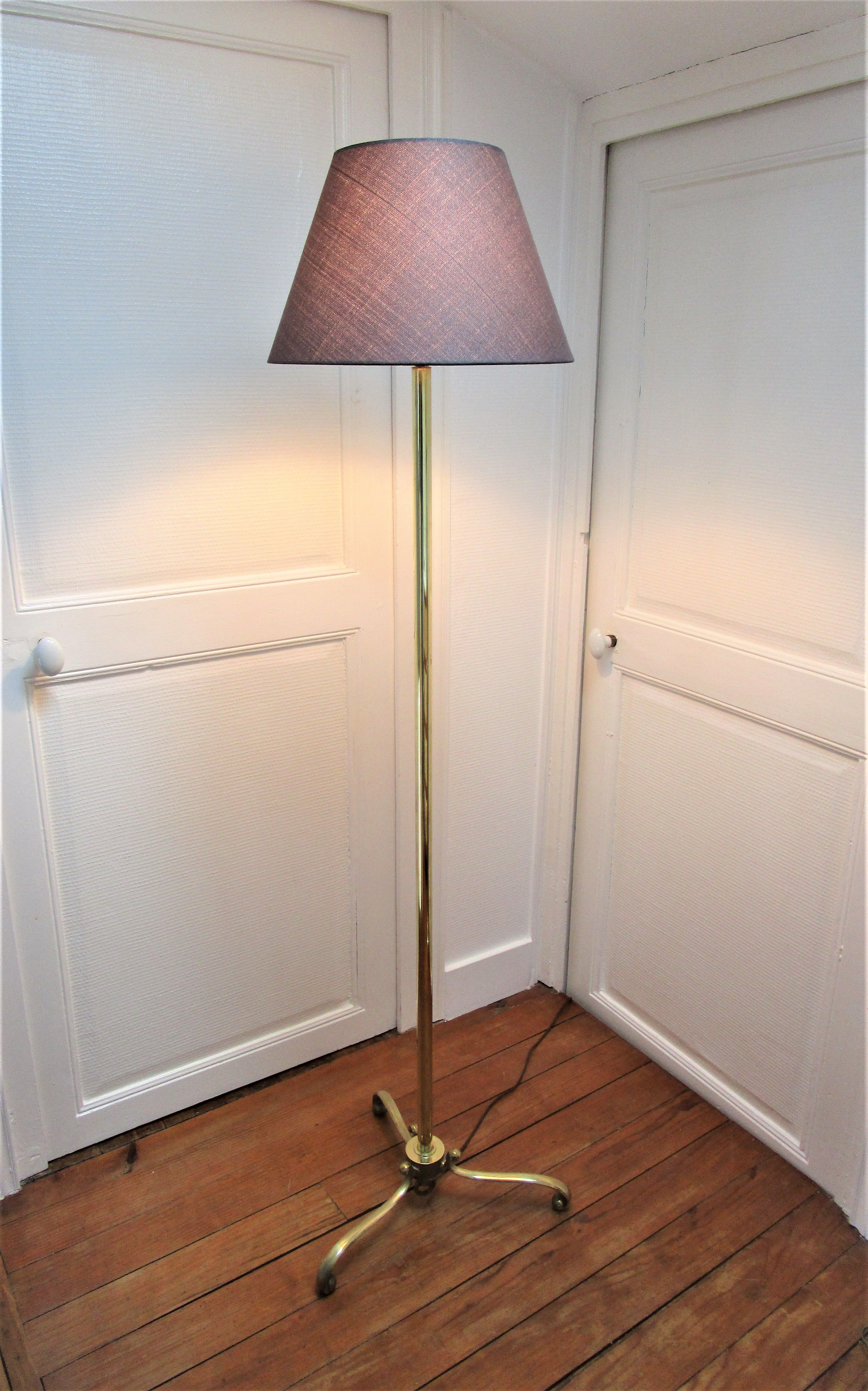 Tripod floor lamp vintage brass 60s