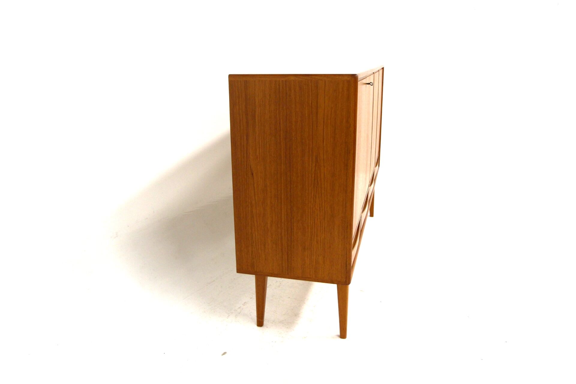Scandinavian Teak enfilade Möbelfabriken Linden Sweden 1960