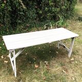 Folding guinguette table