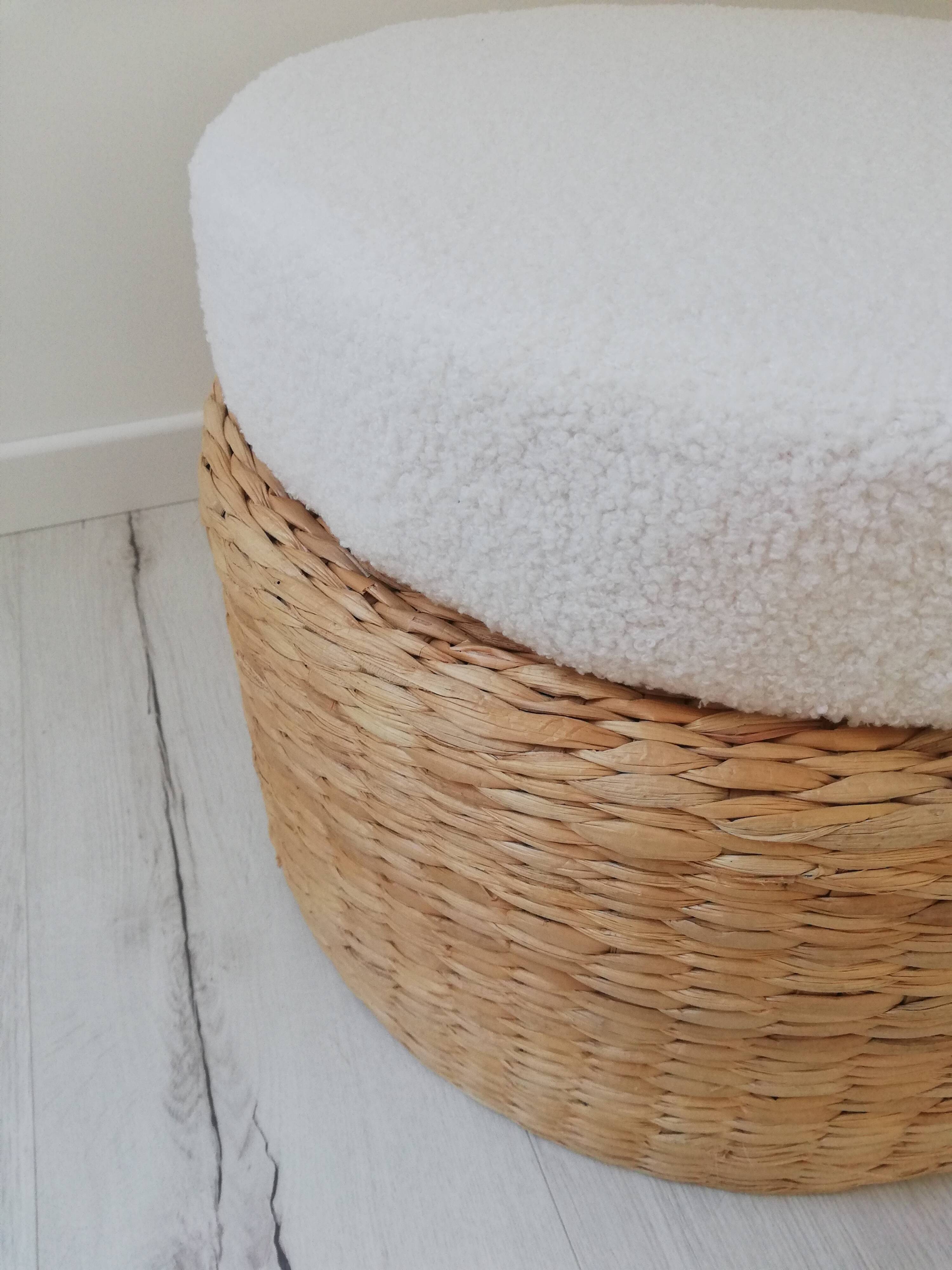 Fabric pouf buckle, end of sofa