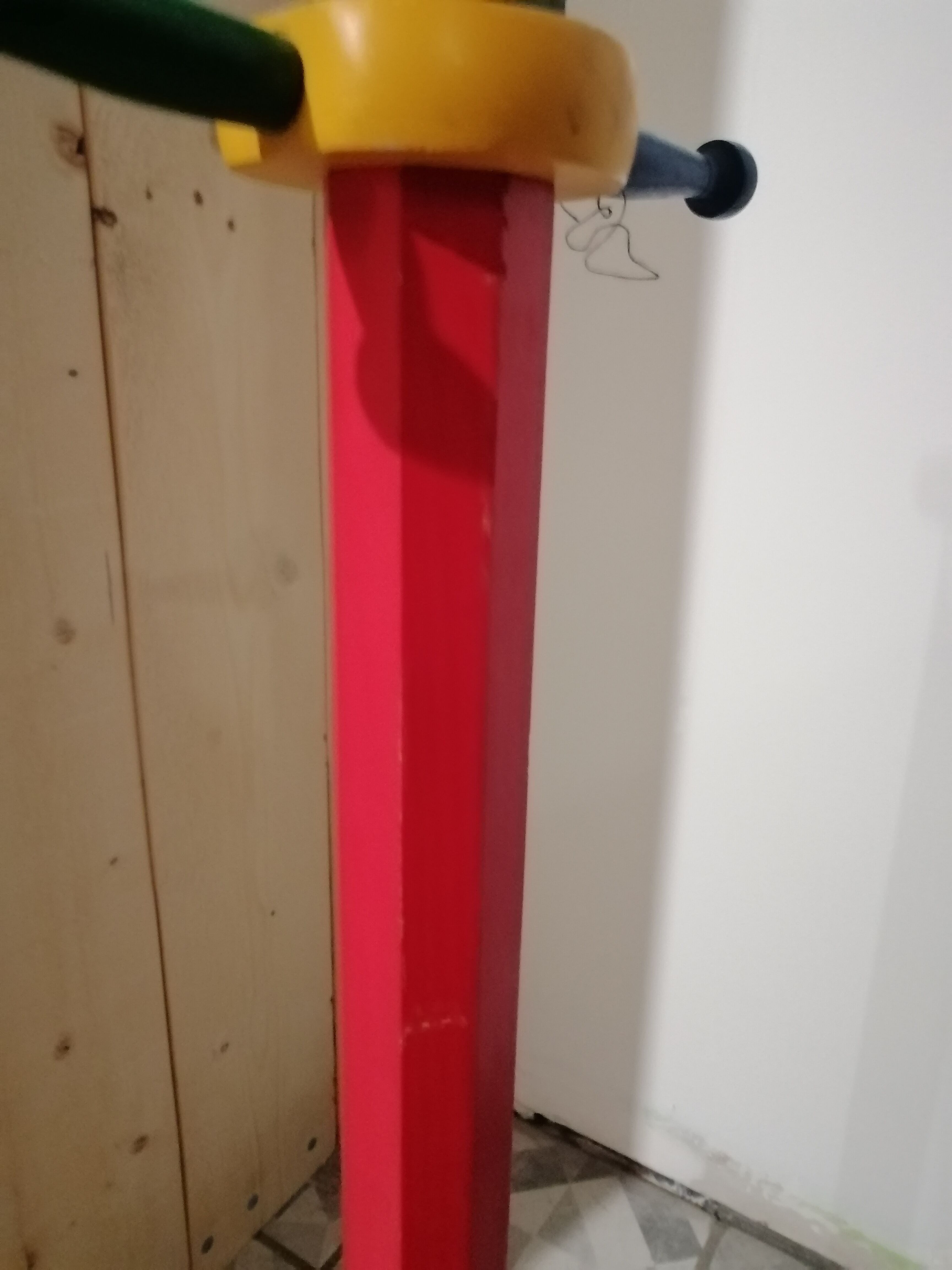 Children's coats holder