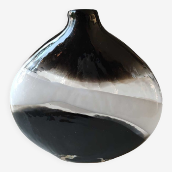 Murano style blown Art glass vase. Decor volutes of smoke. Vintage 70s