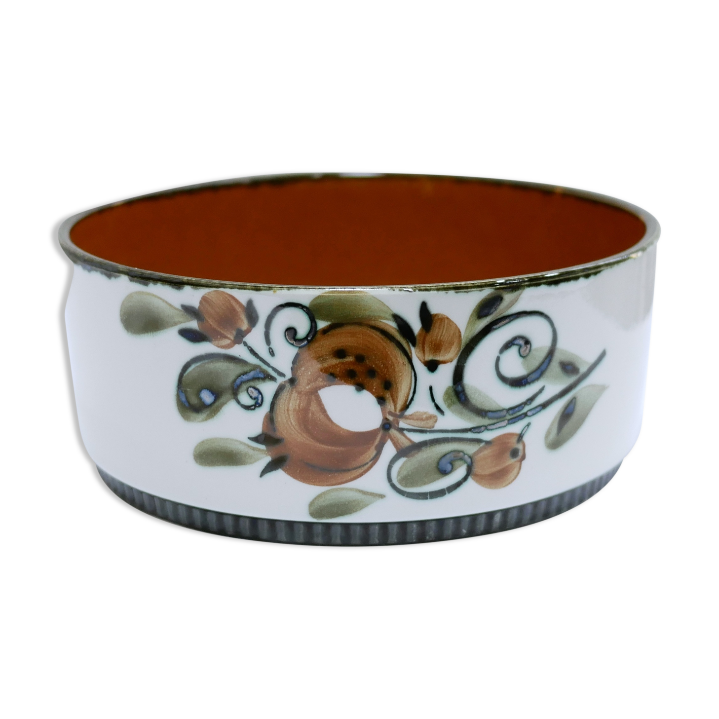 Vintage salad bowl published by Boch La Louvière