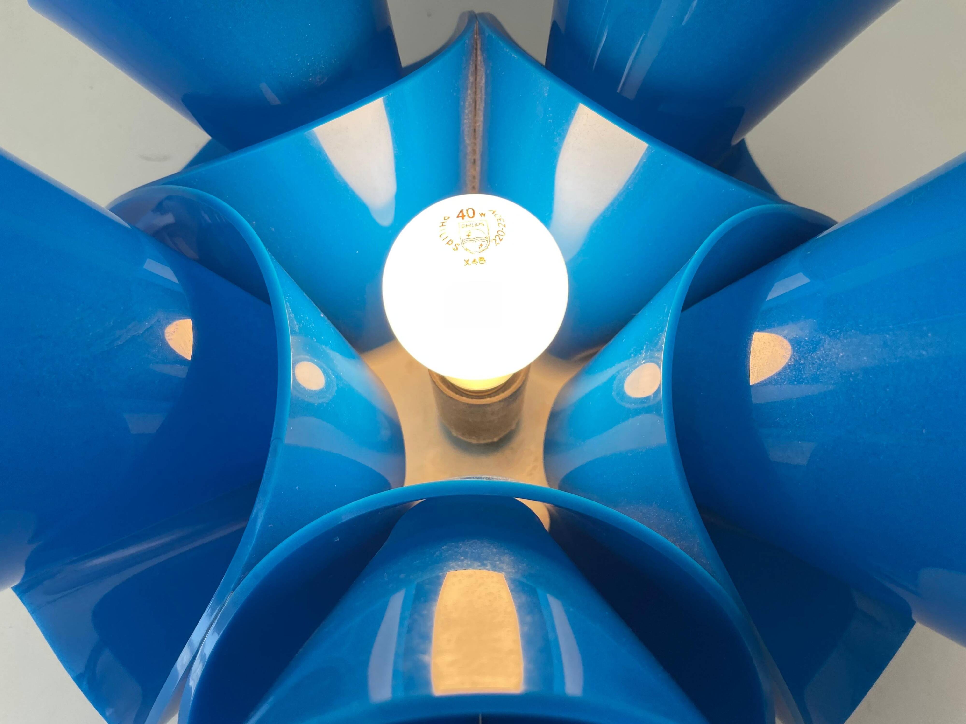 Blue plexiglass table lamp, Flower Design, 1970s, Italy.