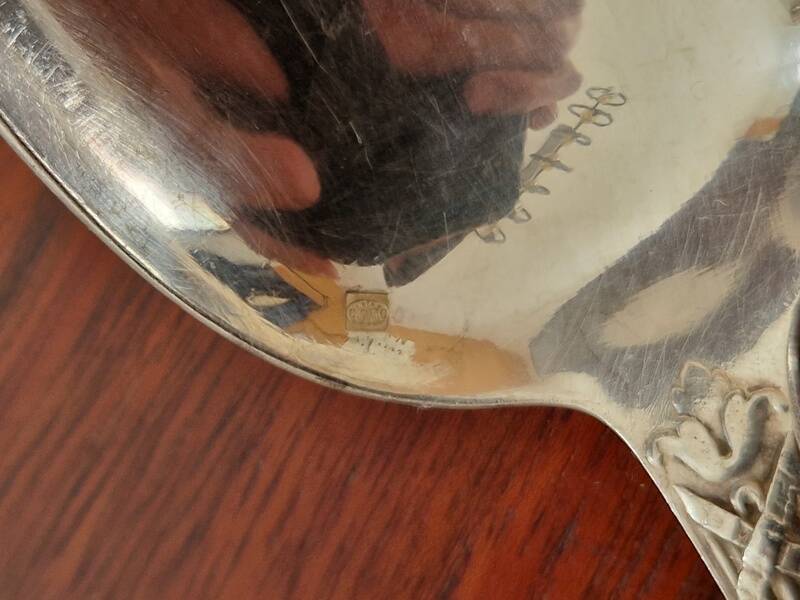 Christofle, Paris - Set of 2 table spoons - Crossed Ribbons model - in silver-plated metal