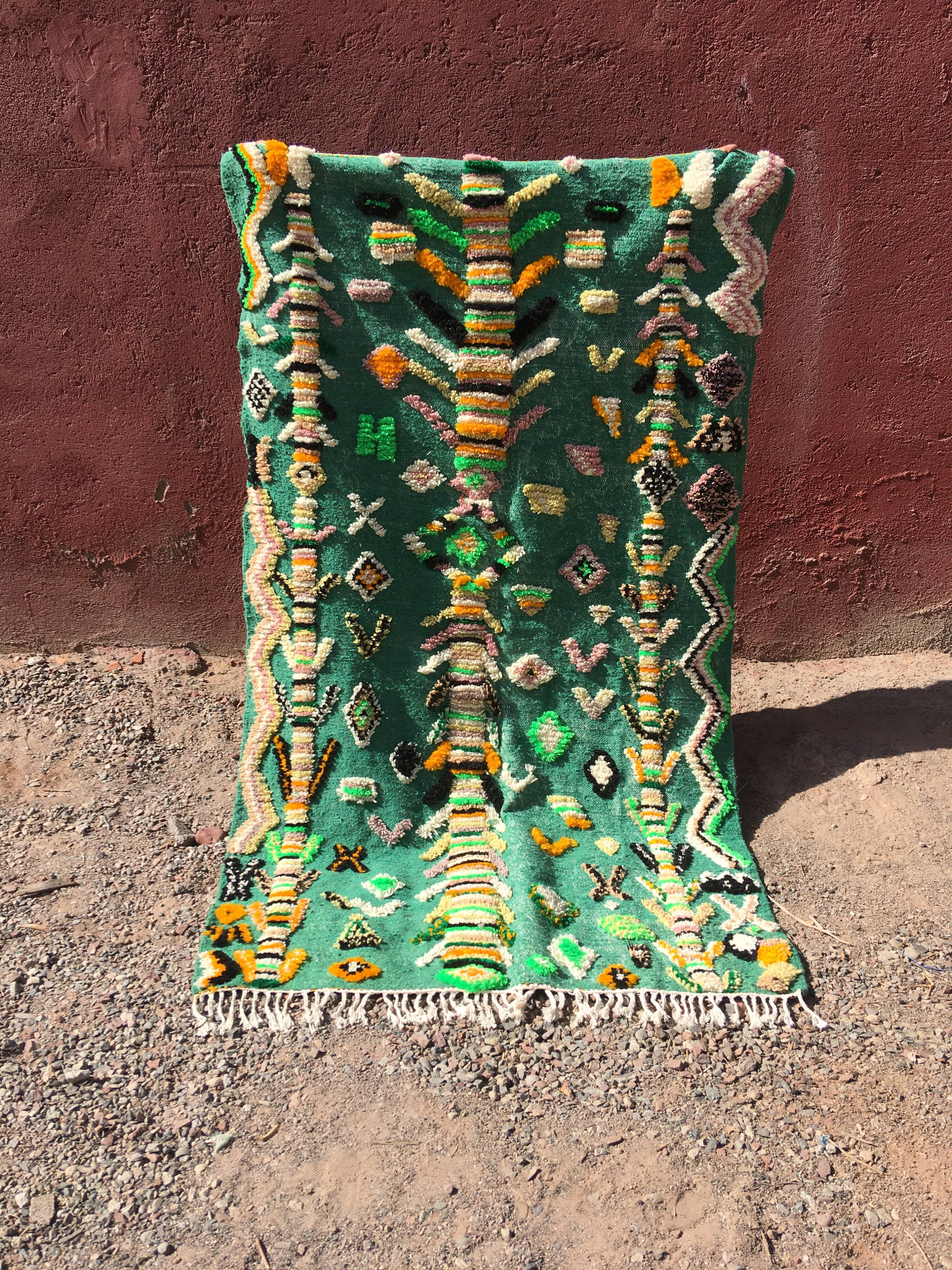 Azilal rug 252 x 149 cm