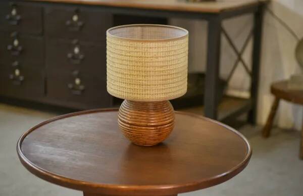 Turned walnut burl lamp, 1940s