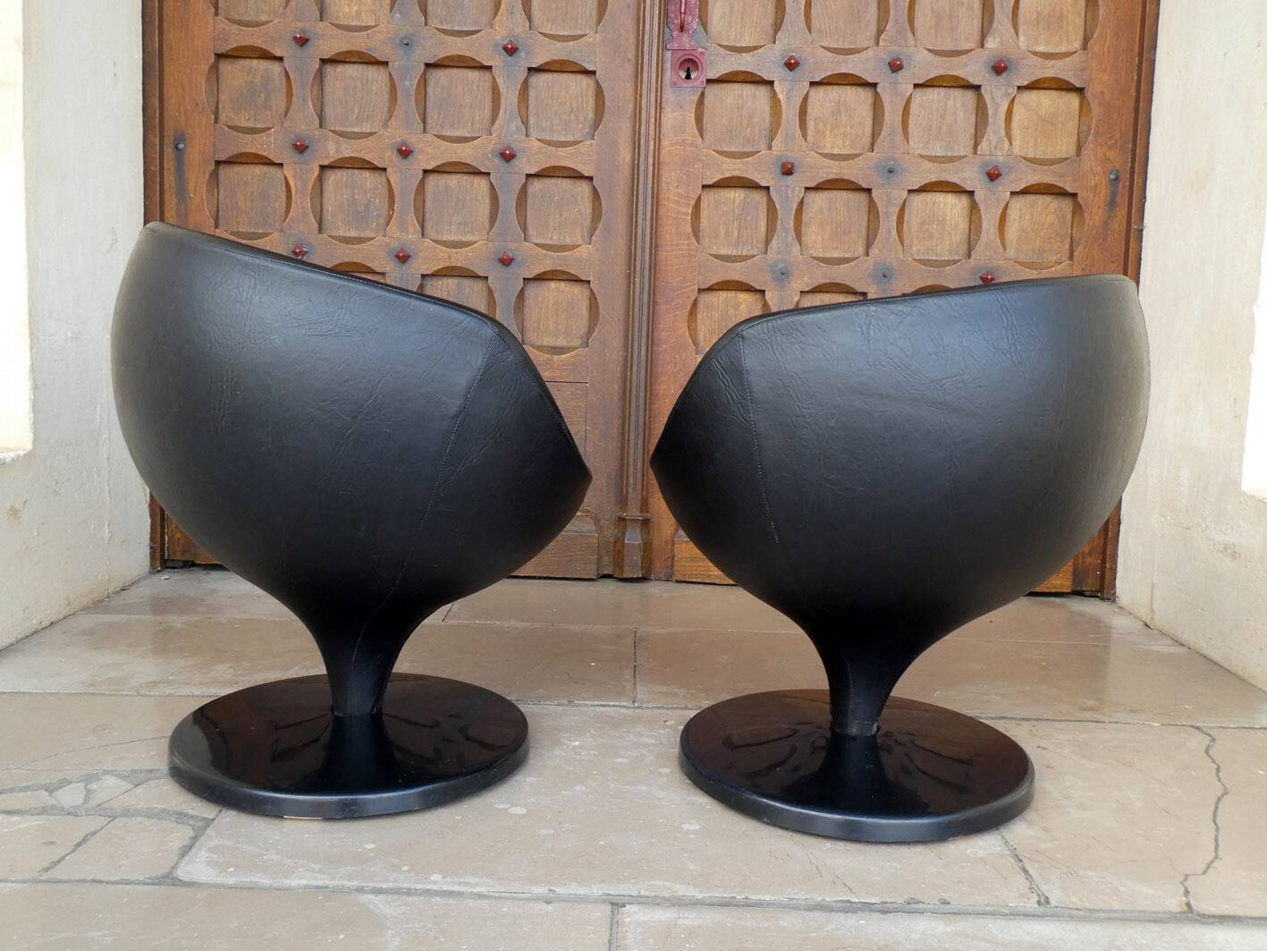 paire de fauteuils Luna de Pierre Guariche pour Meurop, 1960