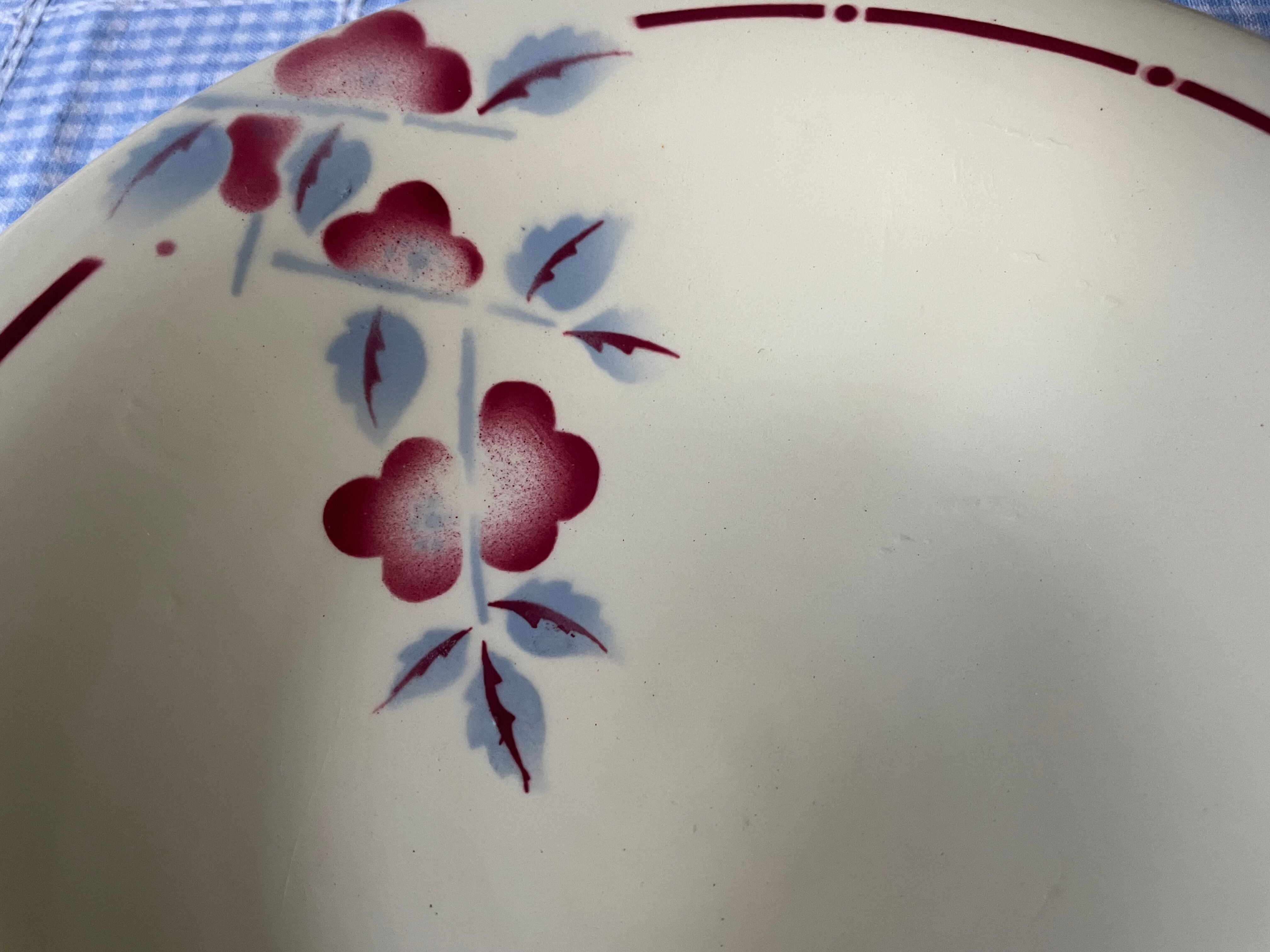 St Amand piedouche dish Nigeria model