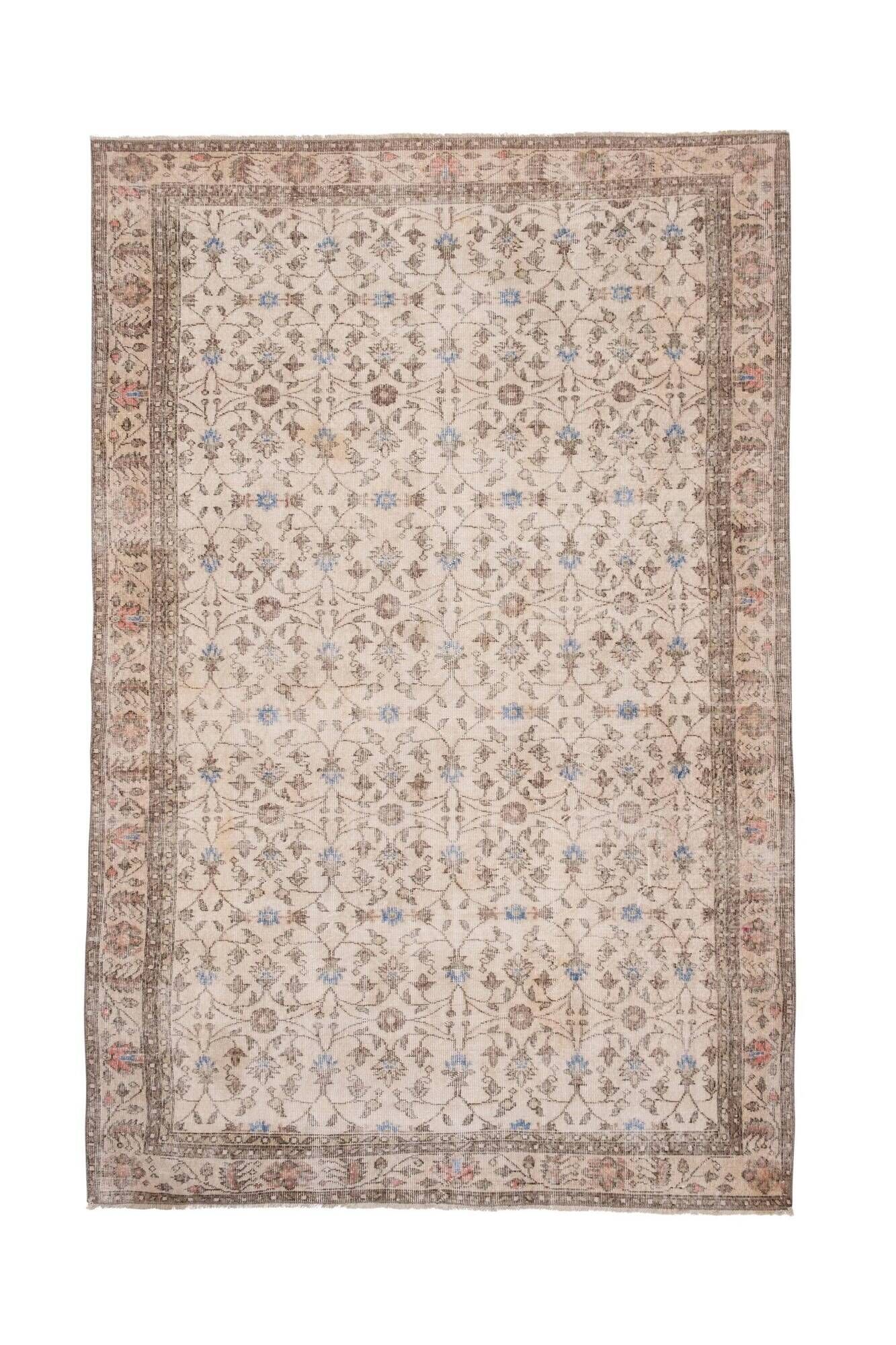 Vintage Turkish Oushak rug 212x321 cm